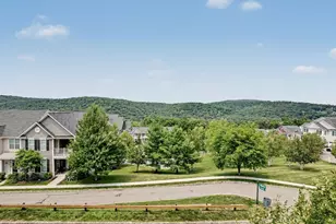 64 Warrington Round, Danbury, CT 06810 - Photo 20