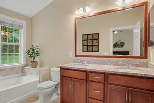 64 Warrington Round, Danbury, CT 06810 - Photo 14