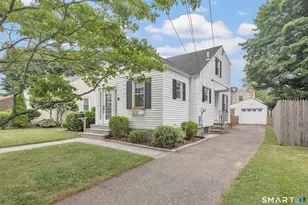 61 Newton St, Stratford, CT 06614 - Photo 2