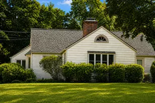 464 Church Hill Rd, Trumbull, CT 06611 - Photo 2