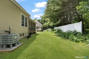 78 Perry St, Putnam, CT 06260 - Photo 24