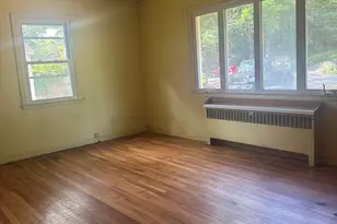 225 Winnepoge Dr, Fairfield, CT 06825 - Photo 8