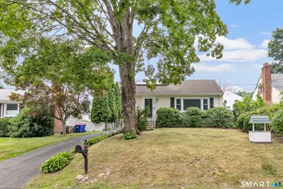 215 Bennett Street, Fairfield, CT 06825 - Photo 2
