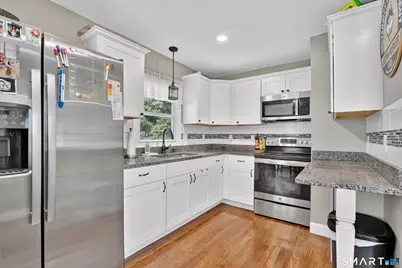127 Deepwood Drive, Manchester, CT 06040 - Photo 4