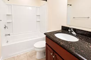 8 Old Oak Dr, Brookfield, CT 06804 - Photo 8