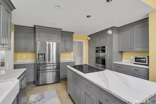 14 Brandon Ln, Stonington, CT 06355 - Photo 10