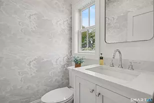 96 Clinton St, Fairfield, CT 06824 - Photo 8