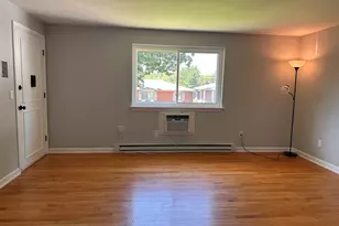 273 Queen St, Southington, CT 06489 - Photo 2