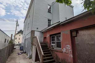 47 Spring St, New Haven, CT 06519 - Photo 4