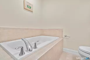 343 Beach St, West Haven, CT 06516 - Photo 18