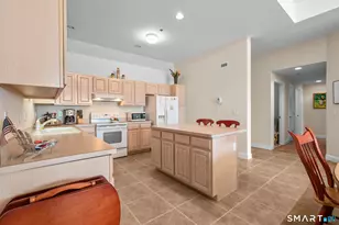 343 Beach St, West Haven, CT 06516 - Photo 8