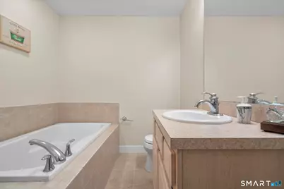 343 Beach Street #603, West Haven, CT 06516 - Photo 18