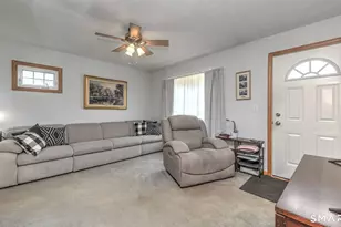 3 Fairview St, Ansonia, CT 06401 - Photo 6
