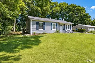 3 Fairview St, Ansonia, CT 06401 - Photo 4