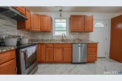 870 Woodtick Road, Waterbury, CT 06705 - Photo 6