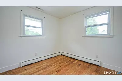 870 Woodtick Road, Waterbury, CT 06705 - Photo 10