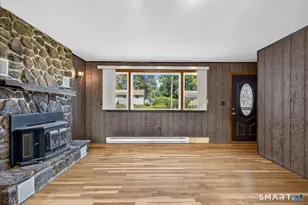 152 Ida Ave, Derby, CT 06418 - Photo 2