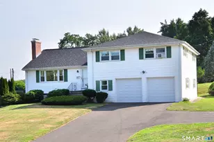 5 Garrison Terrace, Bloomfield, CT 06002 - Photo 2