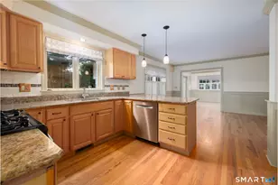 16 Caveson Ct, Middlebury, CT 06762 - Photo 12