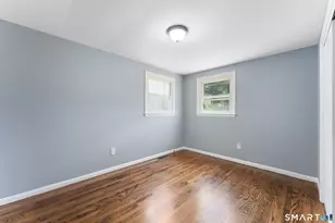 267 Bamford Ave, Waterbury, CT 06708 - Photo 14