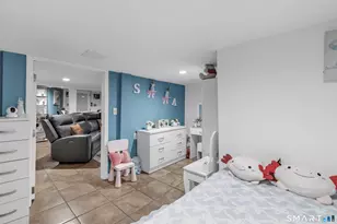 25 N Forest Cir, West Haven, CT 06516 - Photo 28