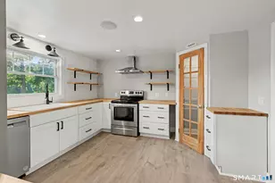 142 N Taylor Ave, Norwalk, CT 06854 - Photo 8
