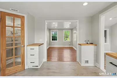 142 North Taylor Avenue, Norwalk, CT 06854 - Photo 10
