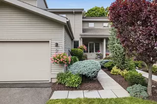 2 Shirecrest, Avon, CT 06001 - Photo 2