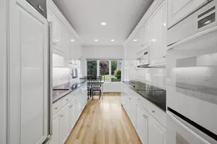2 Shirecrest, Avon, CT 06001 - Photo 12