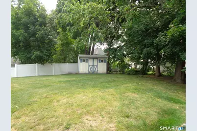 22 Scarborough Road, Manchester, CT 06040 - Photo 26