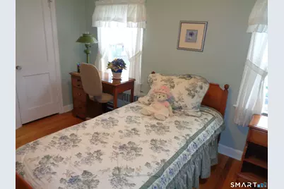 22 Scarborough Road, Manchester, CT 06040 - Photo 18