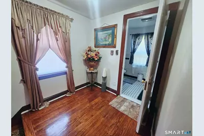 44 Forster Street, Hartford, CT 06106 - Photo 8