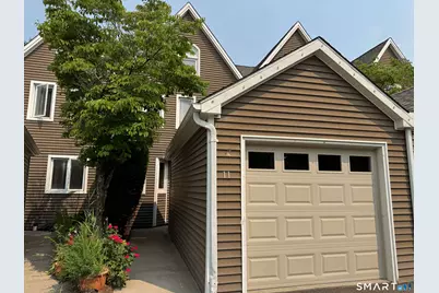 566 Newfield Avenue #11, Stamford, CT 06905 - Photo 1