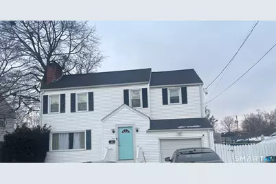 26 Marsdale Avenue, Bridgeport, CT 06606 - Photo 2