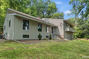 21 Hemlock Ln, Avon, CT 06001 - Photo 1