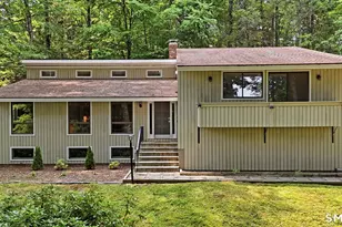 21 Hemlock Ln, Avon, CT 06001 - Photo 2