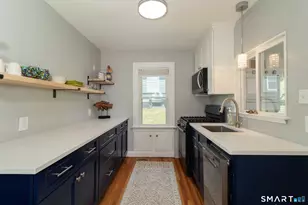 9 Seaview Ave, West Haven, CT 06516 - Photo 14