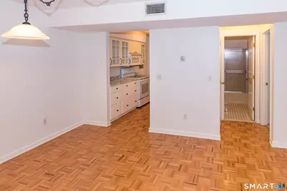 1 Concorde Way #B4, Windsor Locks, CT 06096 - Photo 4