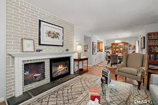 4 Alder Ct, Woodbury, CT 06798 - Photo 8