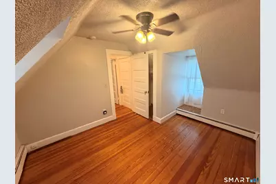 90 Sims Street, Bridgeport, CT 06604 - Photo 20