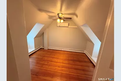90 Sims Street, Bridgeport, CT 06604 - Photo 22