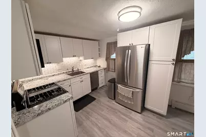 90 Sims Street, Bridgeport, CT 06604 - Photo 2