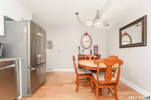 86 Hampton Park, Branford, CT 06405 - Photo 8