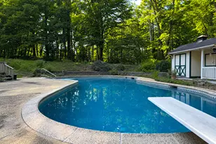 109 Toddy Hill Rd, Newtown, CT 06482 - Photo 2