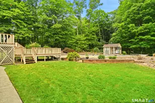 109 Toddy Hill Rd, Newtown, CT 06482 - Photo 24