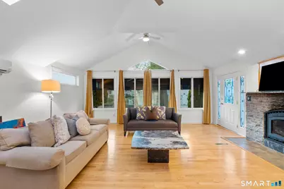 231 Pawson Road, Branford, CT 06405 - Photo 14