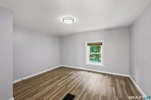 647 Willis St, Bristol, CT 06010 - Photo 28