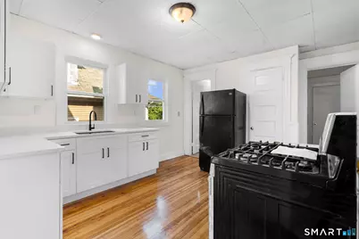 41 Plaza Avenue, Waterbury, CT 06710 - Photo 6