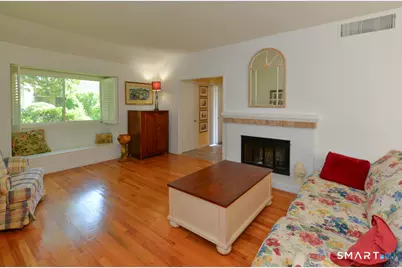 895 Heritage Village #A, Southbury, CT 06488 - Photo 4