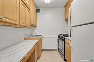 125 Prospect St, Stamford, CT 06901 - Photo 2